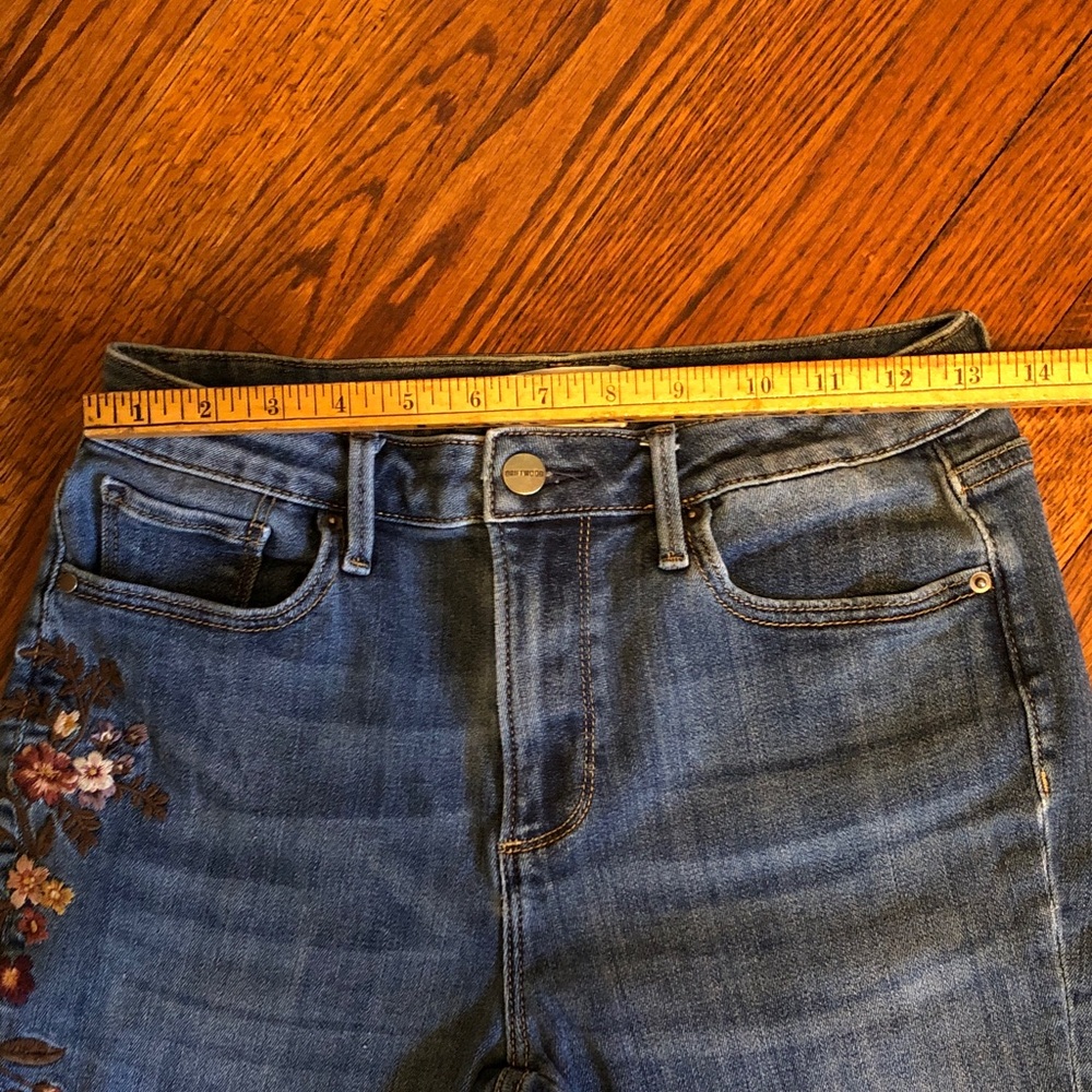 DRIFTWOOD Jackie High Rise Floral Embroidered jeans - Picture 5 of 8